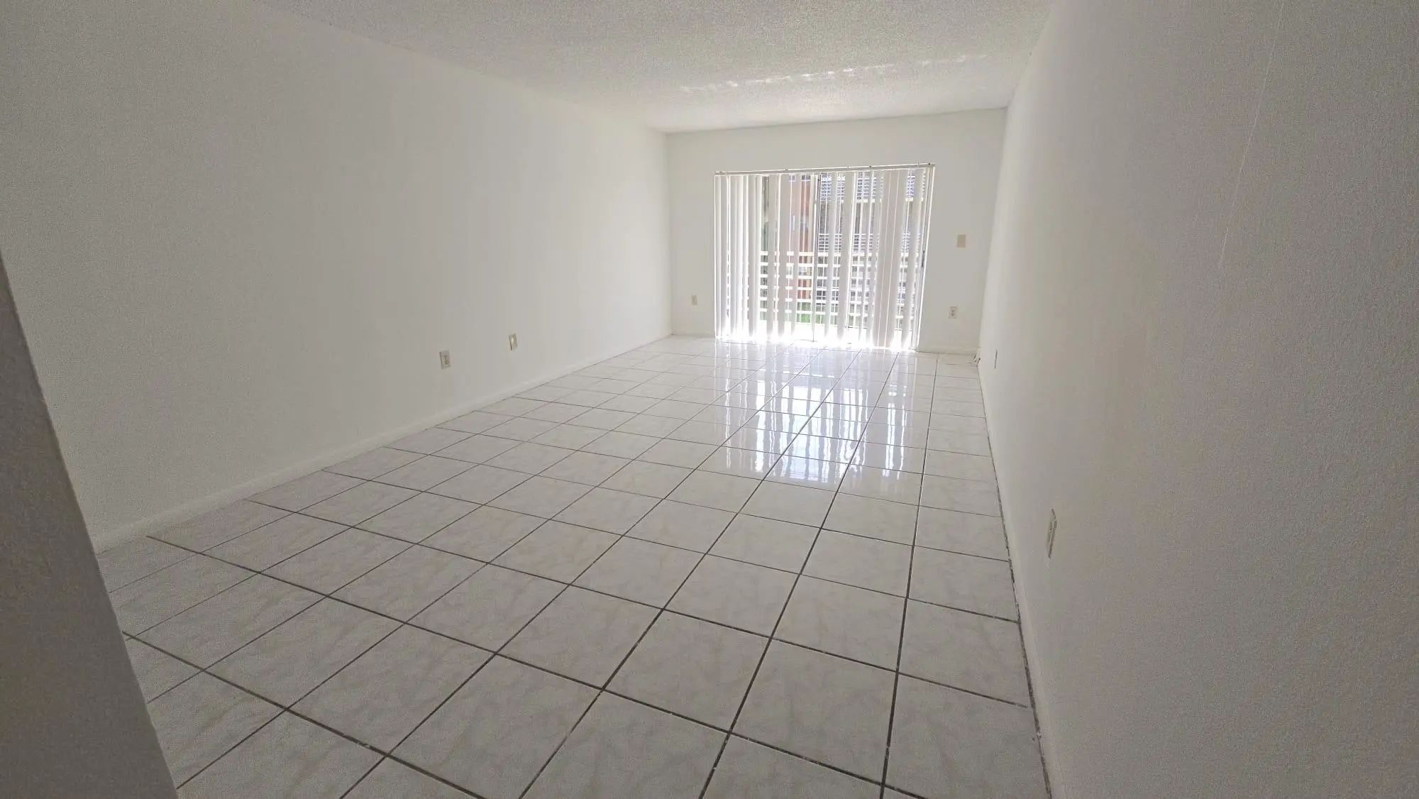 3600 Nw 21st Street #203, Lauderdale Lakes