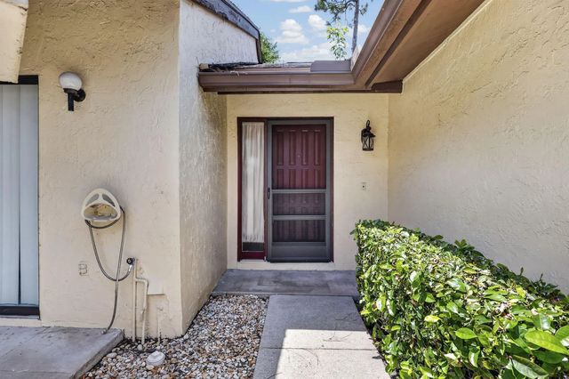 3 of 42 - 184 Mastic Tree Court, Royal Palm Beach, FL