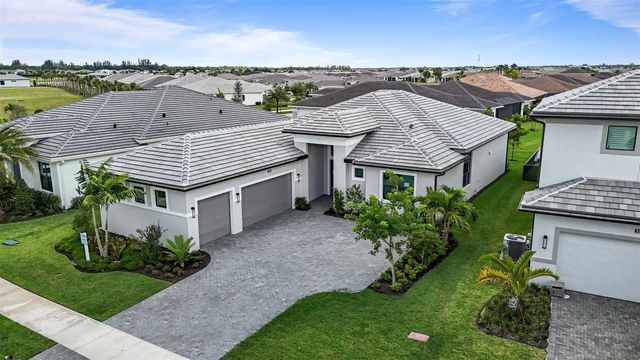 2 of 66 - 5303 Saint Armands Way, Westlake, FL
