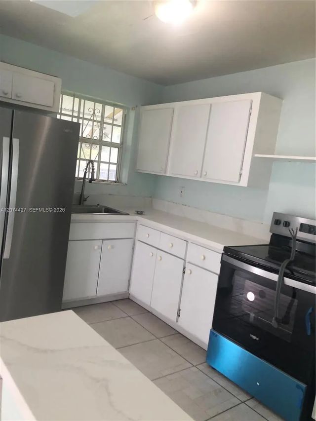 3 of 5 - N/A, Miami Gardens, FL