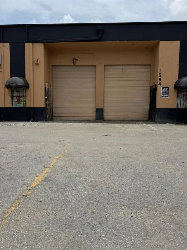 1579 W 39 Place #1579, Hialeah