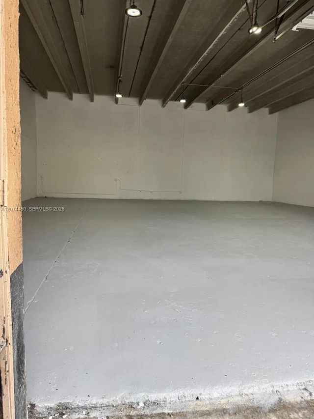 4 of 4 - 1579 W 39 Place #1579, Hialeah, FL
