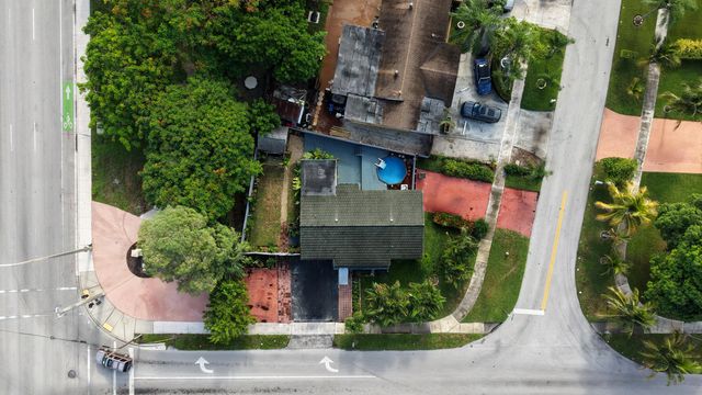 4 of 32 - 1010 Sw 6th Avenue, Deerfield Beach, FL