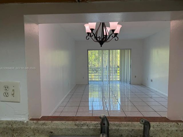 5 of 20 - 2800 Nw 56th Avenue #e206, Lauderhill, FL