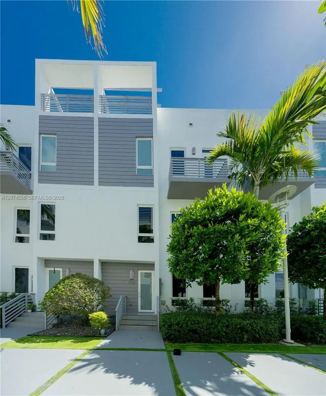 9165 Nw 33rd Street #9165, Doral