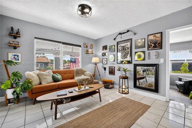 4 of 52 - 1120 Sw 12th Street, Miami, FL