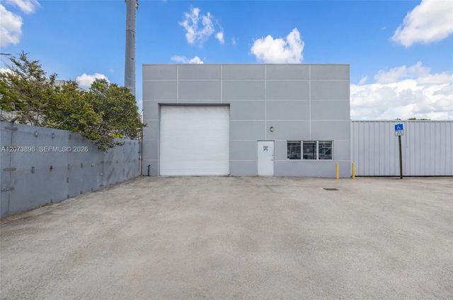 4 of 44 - 7601 Nw 6th Court, Miami, FL