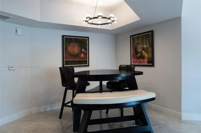 5 of 16 - 20000 E Country Club Drive #307, Aventura, FL