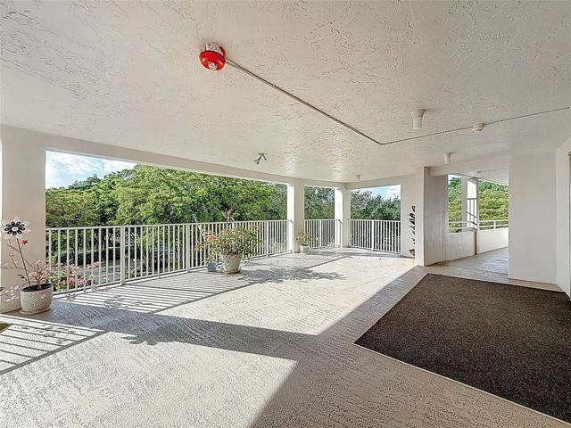 5 of 86 - 545 Oaks Lane #410, Pompano Beach, FL