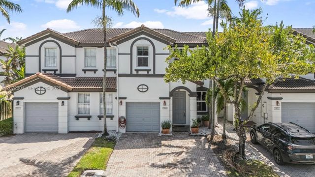 7809 Nw 114th Path, Doral