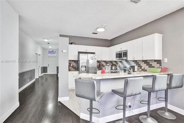 4 of 12 - 4824 Nw 19th Street, Coconut Creek, FL
