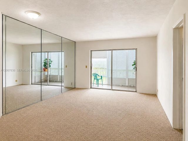 2 of 5 - 1001 Hillcrest Court #204, Hollywood, FL