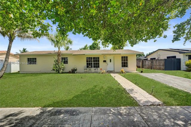 102 Ne 206th Terrace, Miami Gardens