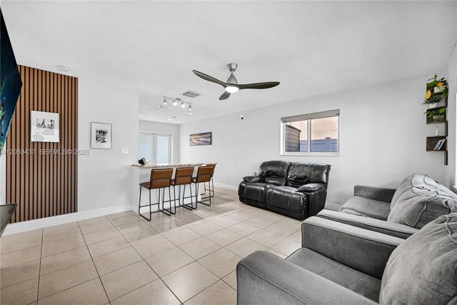 3 of 38 - 2710 Nw 54th Street, Tamarac, FL