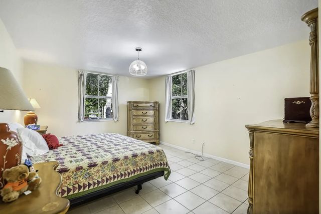 5 of 24 - 609 E Sheridan Street #208, Dania Beach, FL