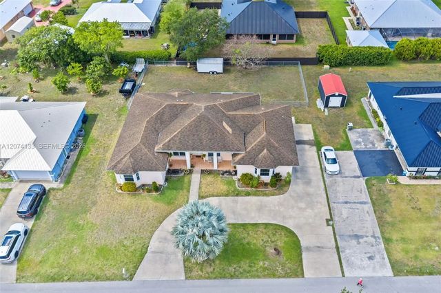 1006 Bayberry Loop, Clewiston