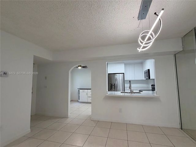 4 of 15 - 423 Ne 210th Cir Terrace #104-25, Miami, FL