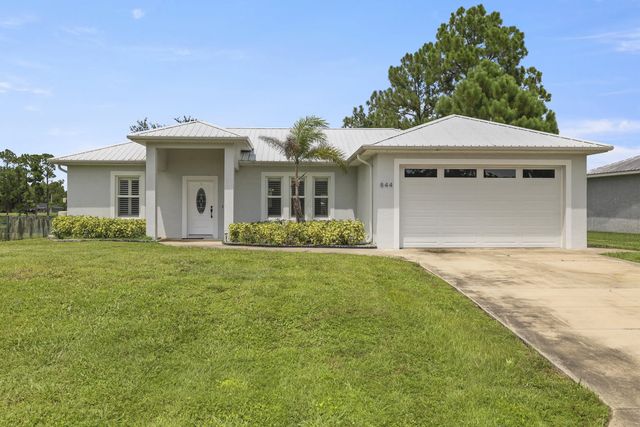 2 of 27 - 844 Lake Betty Drive, Lake Placid, FL