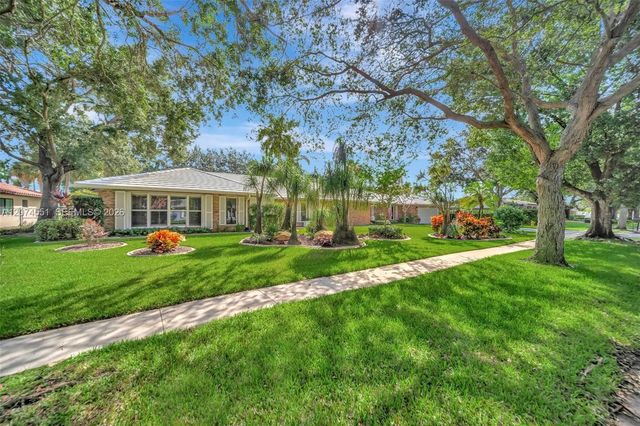 560 W Tropical Way, Plantation