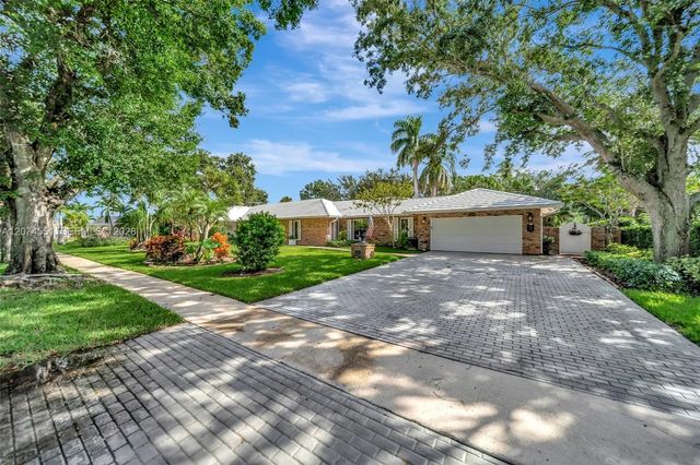 4 of 97 - 560 W Tropical Way, Plantation, FL