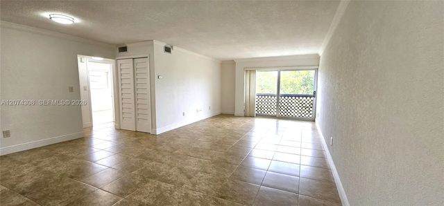 2 of 18 - 650 Coral Way #404, Coral Gables, FL