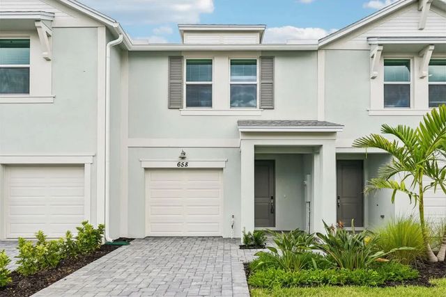 658 Salisbury Circle, Fort Pierce