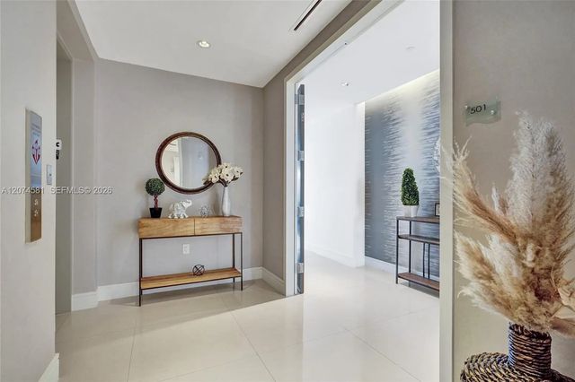 5 of 65 - 3250 Ne 188th Street #501, Aventura, FL