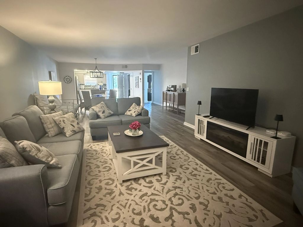 300 N Highway A1a #202d, Jupiter