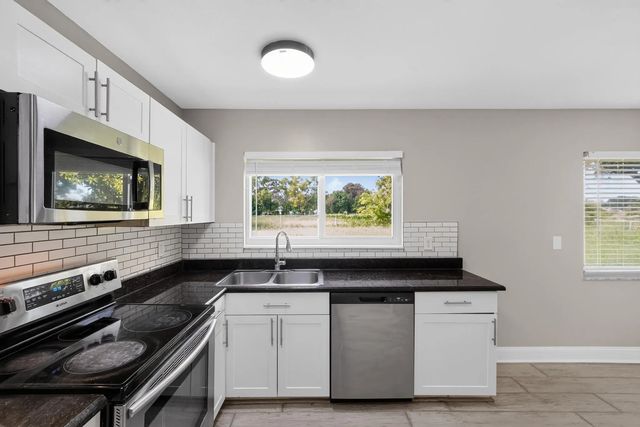 5 of 35 - 230 Sw Cherryhill Road, Port St. Lucie, FL
