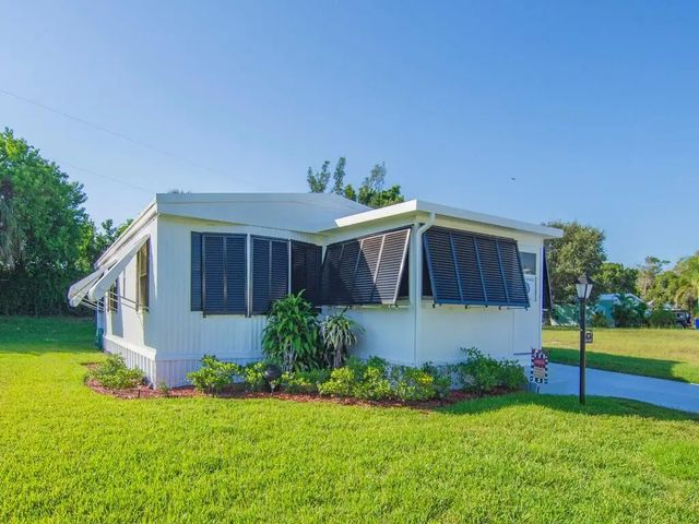 385 Ne Jade Circle, Jensen Beach