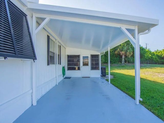 3 of 46 - 385 Ne Jade Circle, Jensen Beach, FL