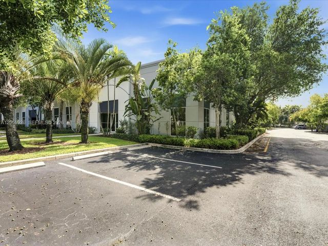 4 of 40 - 15481 Sw 12th Street #309, Sunrise, FL