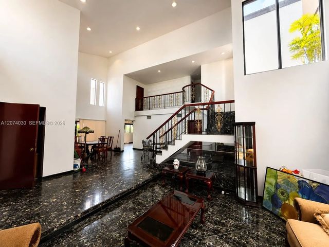 3 of 8 - 5840 W 3rd Lane, Hialeah, FL
