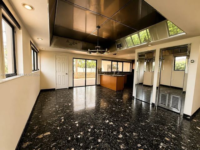 4 of 8 - 5840 W 3rd Lane, Hialeah, FL