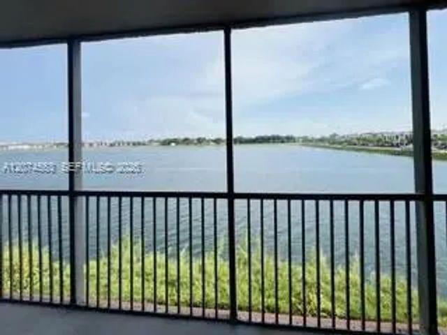 20860 San Simeon Way #205-6, Miami
