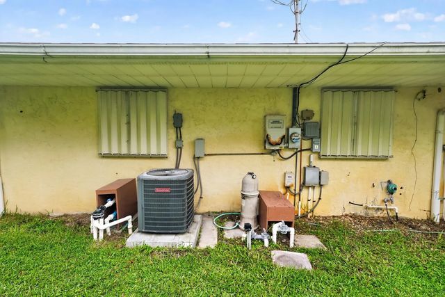 5 of 17 - 7105 Santa Rosa Parkway, Fort Pierce, FL