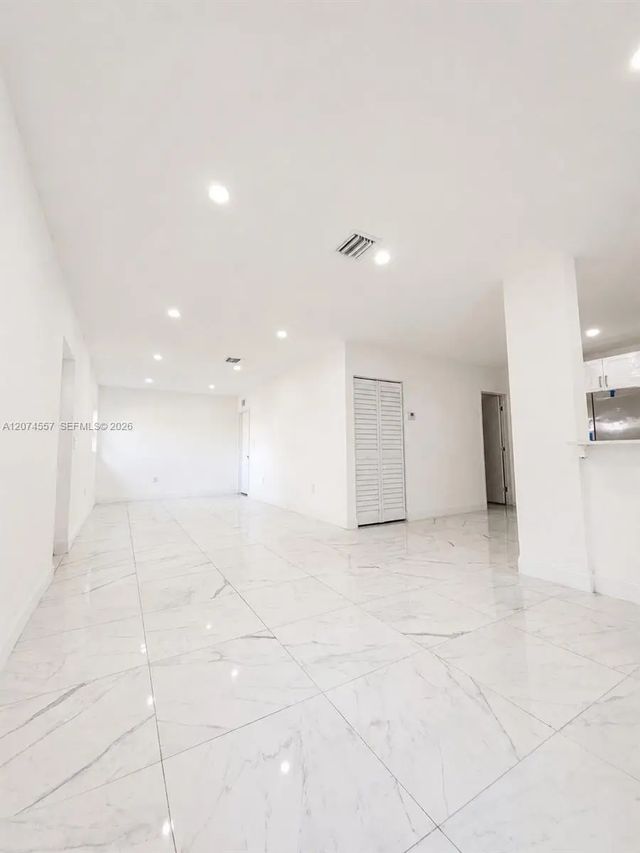 3 of 25 - 980 Nw 13th Street, Homestead, FL