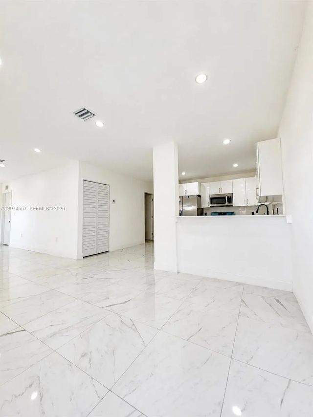5 of 25 - 980 Nw 13th Street, Homestead, FL