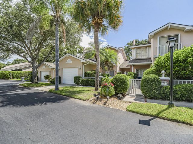 2 of 43 - 219 E Park Shores Circle #219b, Indian River Shores, FL