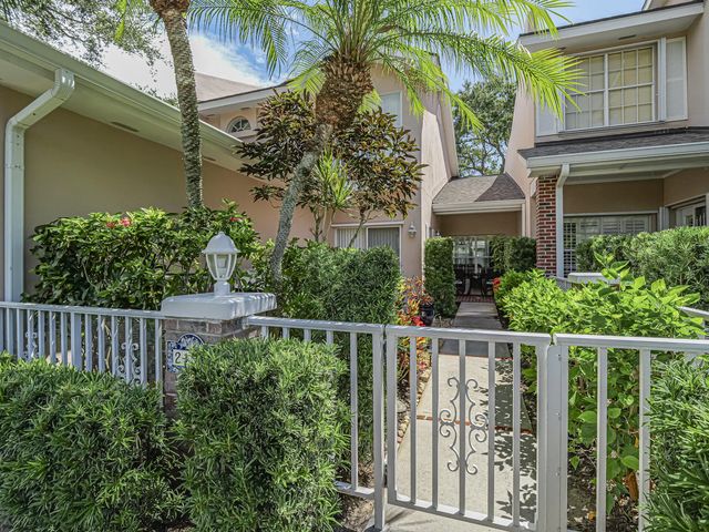 4 of 43 - 219 E Park Shores Circle #219b, Indian River Shores, FL