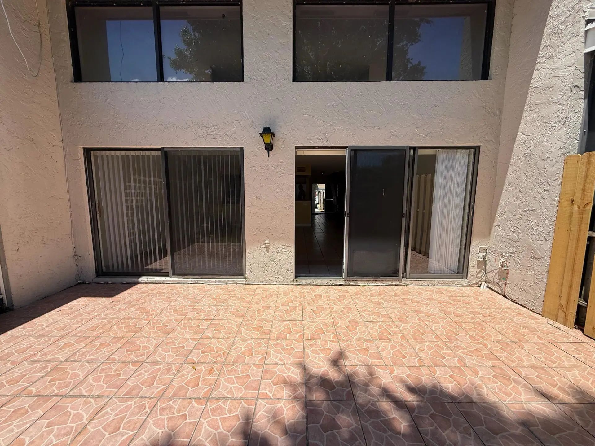 5006 S University Drive, Davie