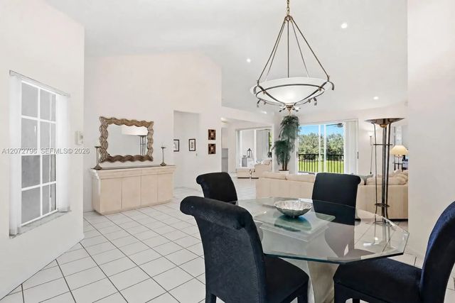 4 of 30 - 11594 Briarwood Circle #4, Boynton Beach, FL