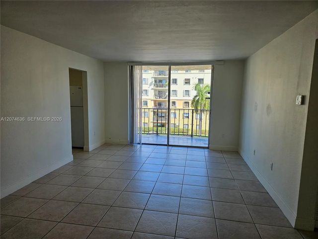 4 of 14 - 9320 Fontainebleau Boulevard #401, Miami, FL