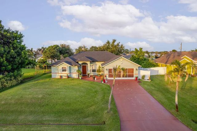 3 of 85 - 1871 Sw Monterrey Lane, Port St. Lucie, FL