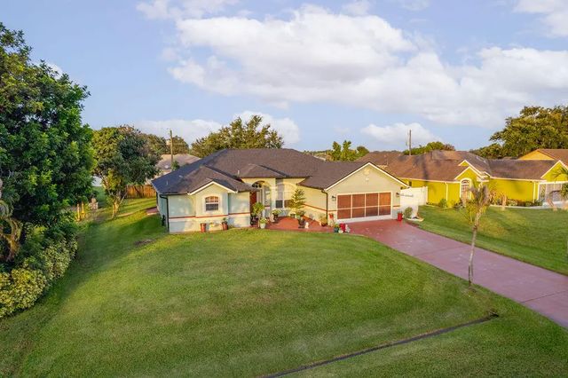 4 of 85 - 1871 Sw Monterrey Lane, Port St. Lucie, FL