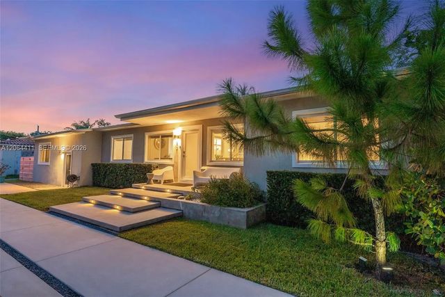 831 Ne 109th Street, Biscayne Park