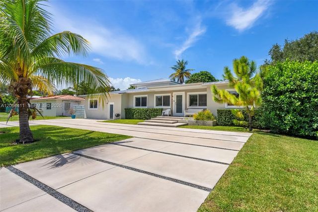 4 of 67 - 831 Ne 109th Street, Biscayne Park, FL