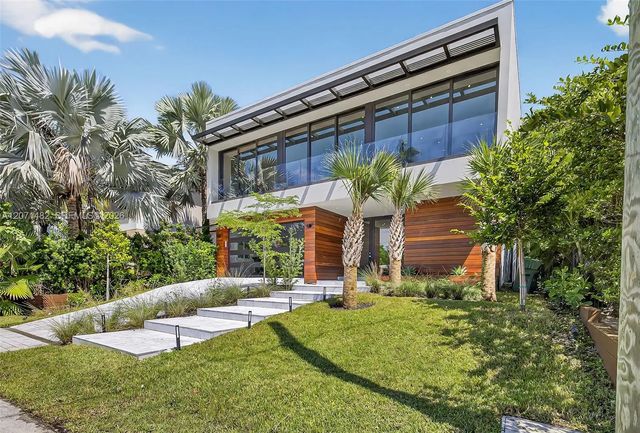 4 of 93 - 620 Solar Isle Drive, Fort Lauderdale, FL