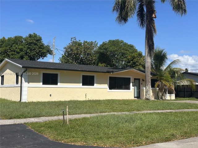2 of 29 - 631 Nw 37th Avenue, Lauderhill, FL