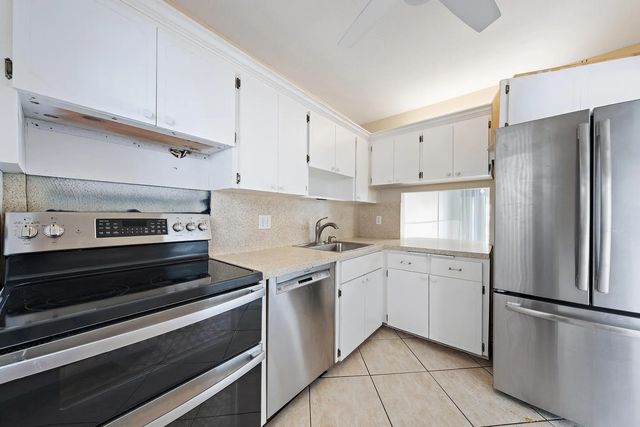 2 of 20 - 29 Yacht Club Drive #unit 405, North Palm Beach, FL